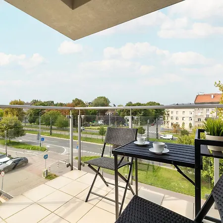 Przytulny Apartament z Klimatyzacją by Noclegi Renters Kraków