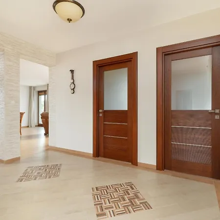 Przytulny Apartament Z Klimatyzacja By Noclegi Renters